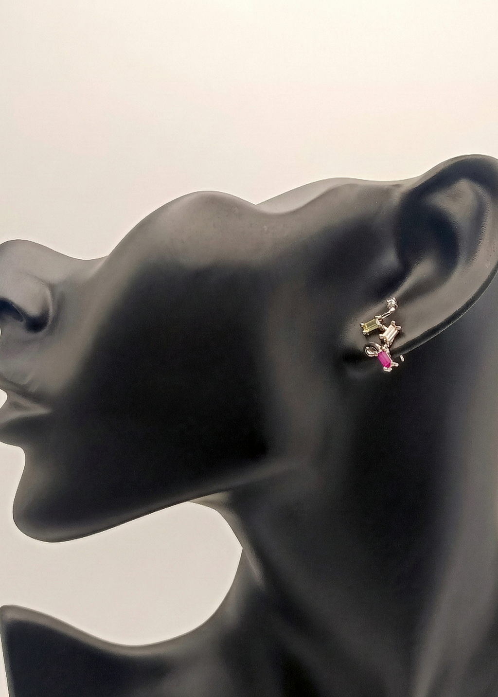 Aurora Triangular earrings