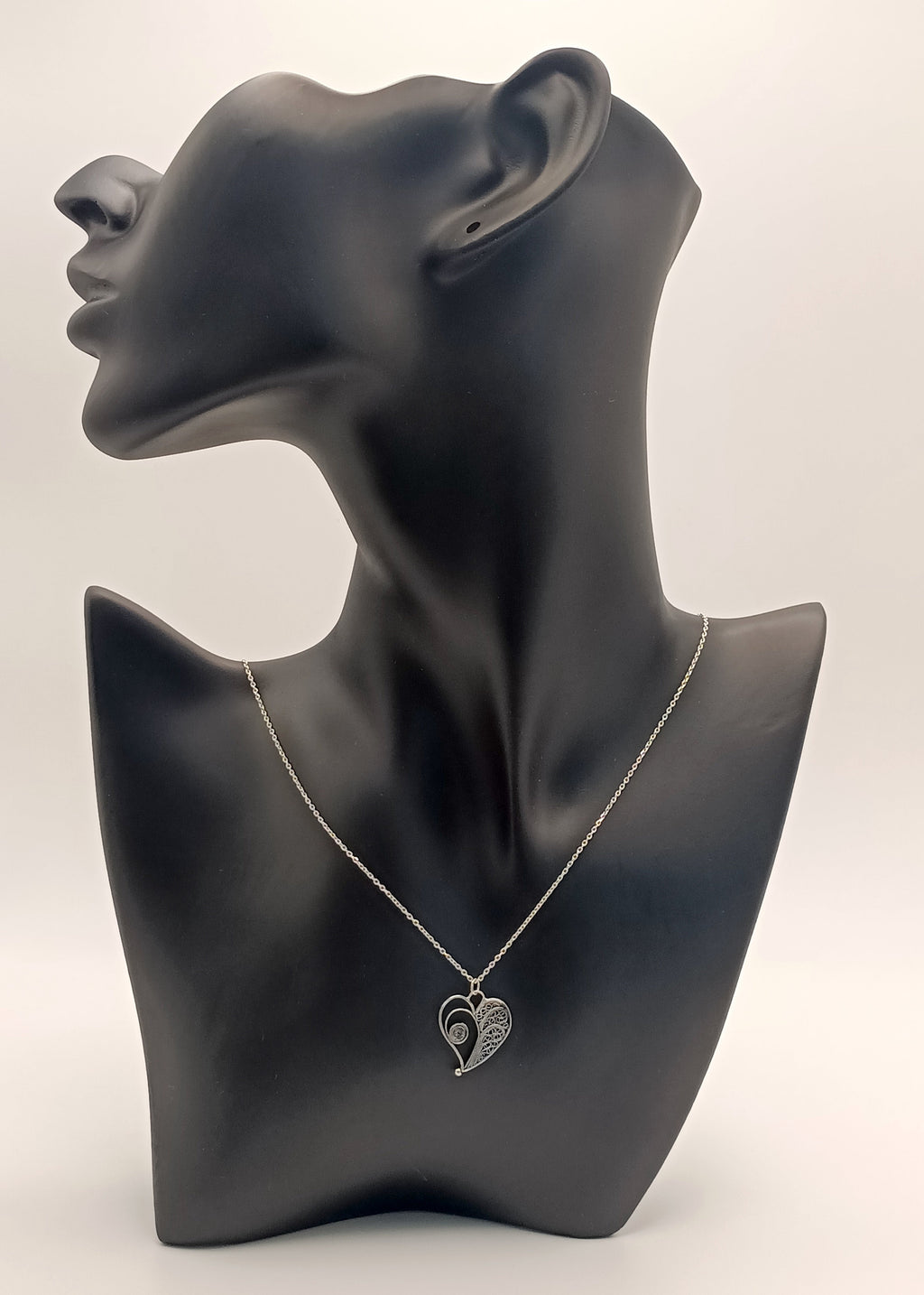 Collar Meio Coração abierto