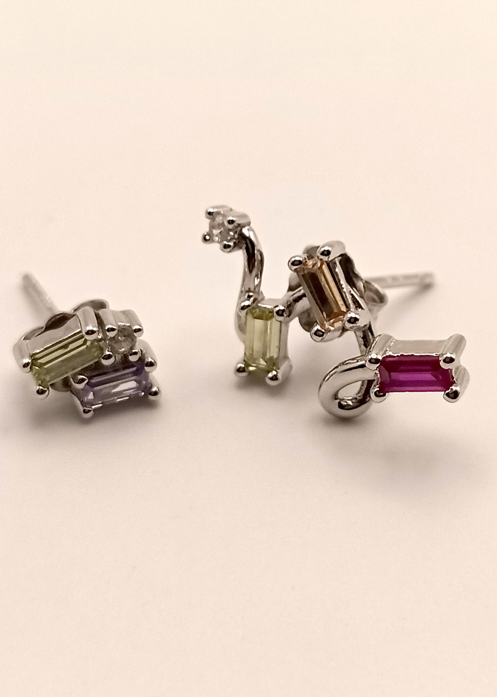 Aurora Triangular earrings