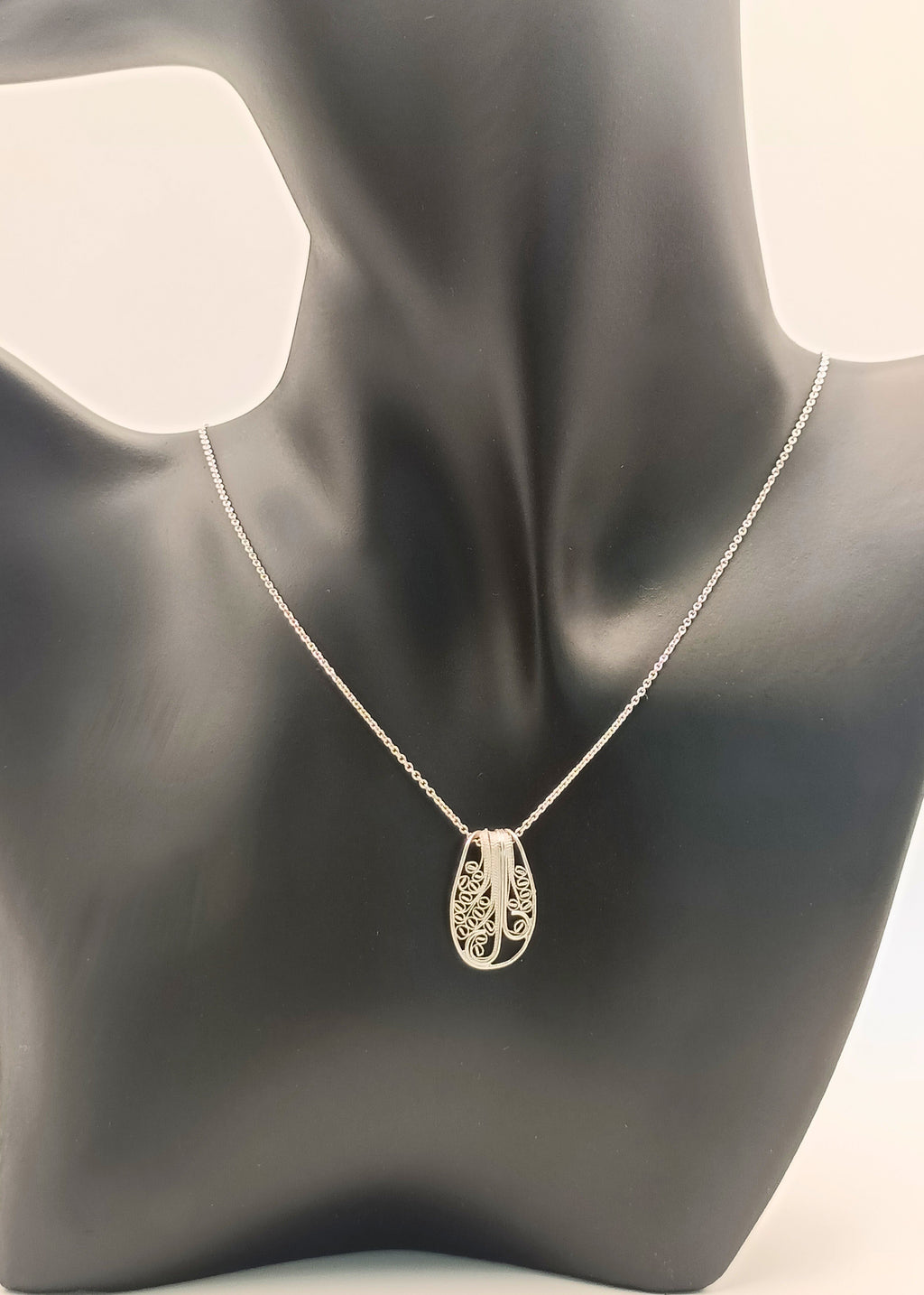 Petal pendant